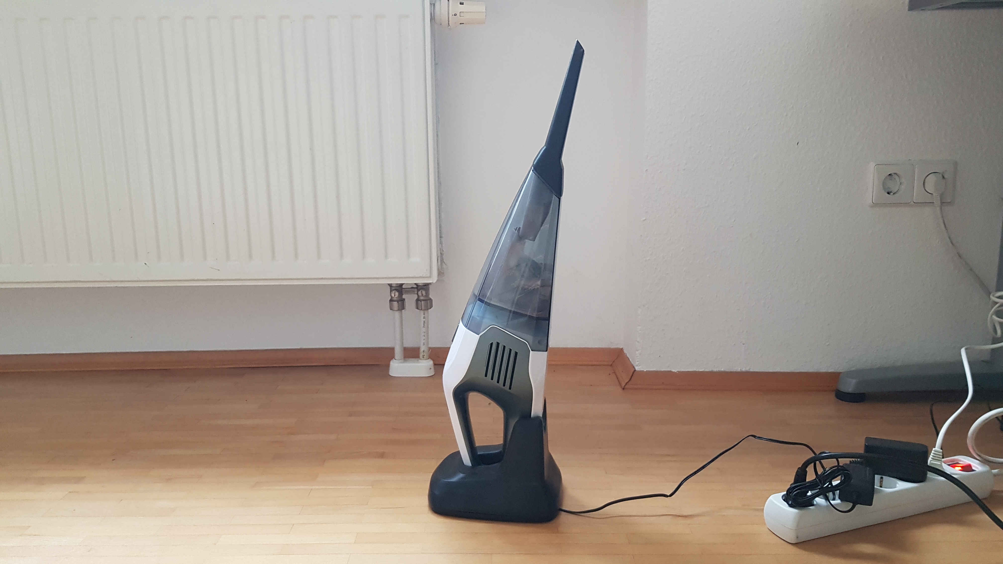 ladestation mit handsauger